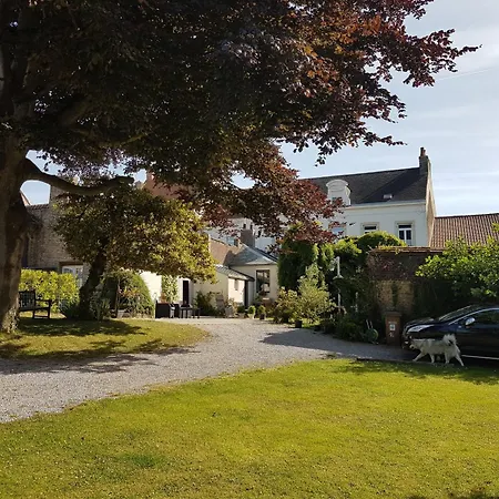 Le Sophora 3* グイネス